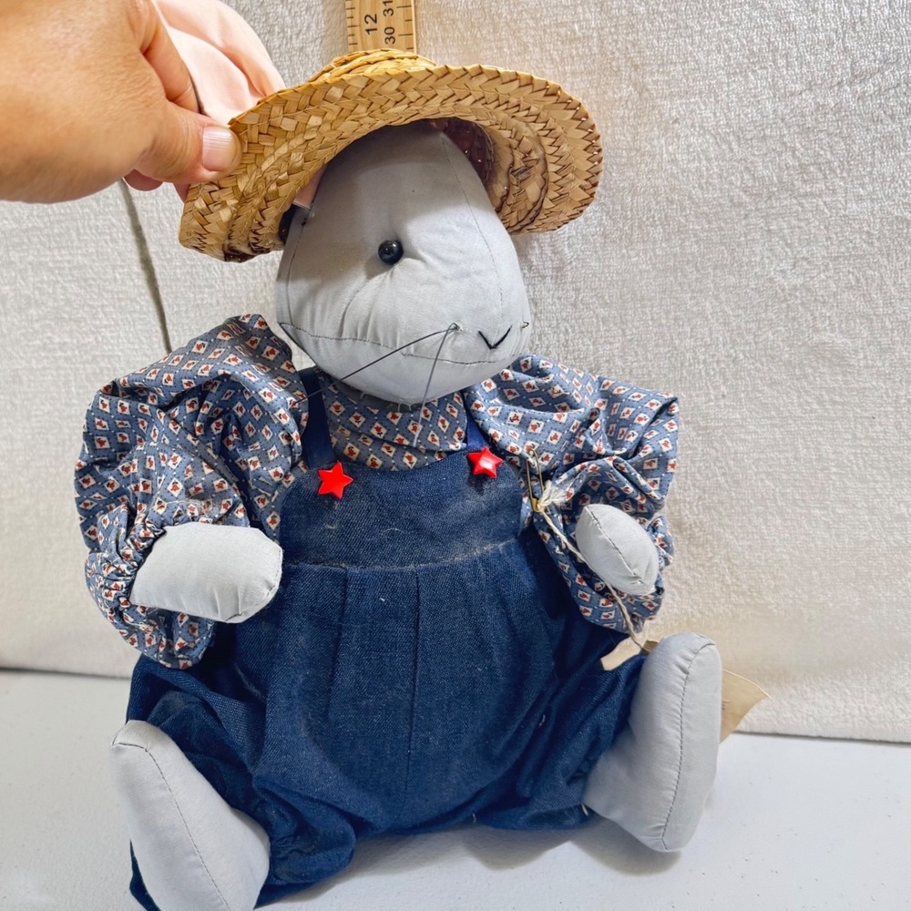 VTG Karen's Barnyard Critters Folk Art Bunny Rabbit Doll Straw Hat Denim Overall - Picture 7 of 7
